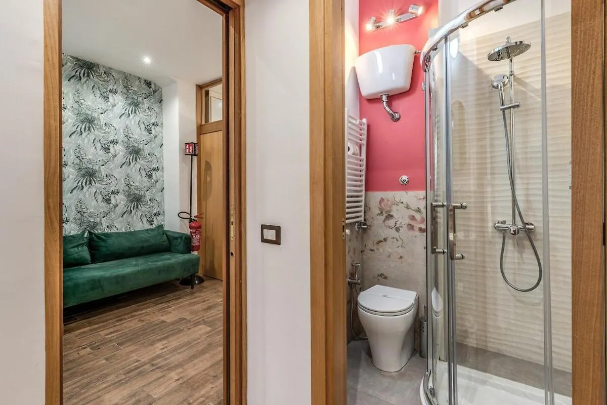 Style Apartment Julia 50 Mt From Colosseum