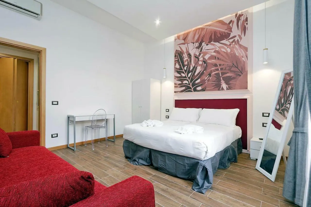 Style Apartment Julia 50 Mt From Colosseum 0*, Roma Italia